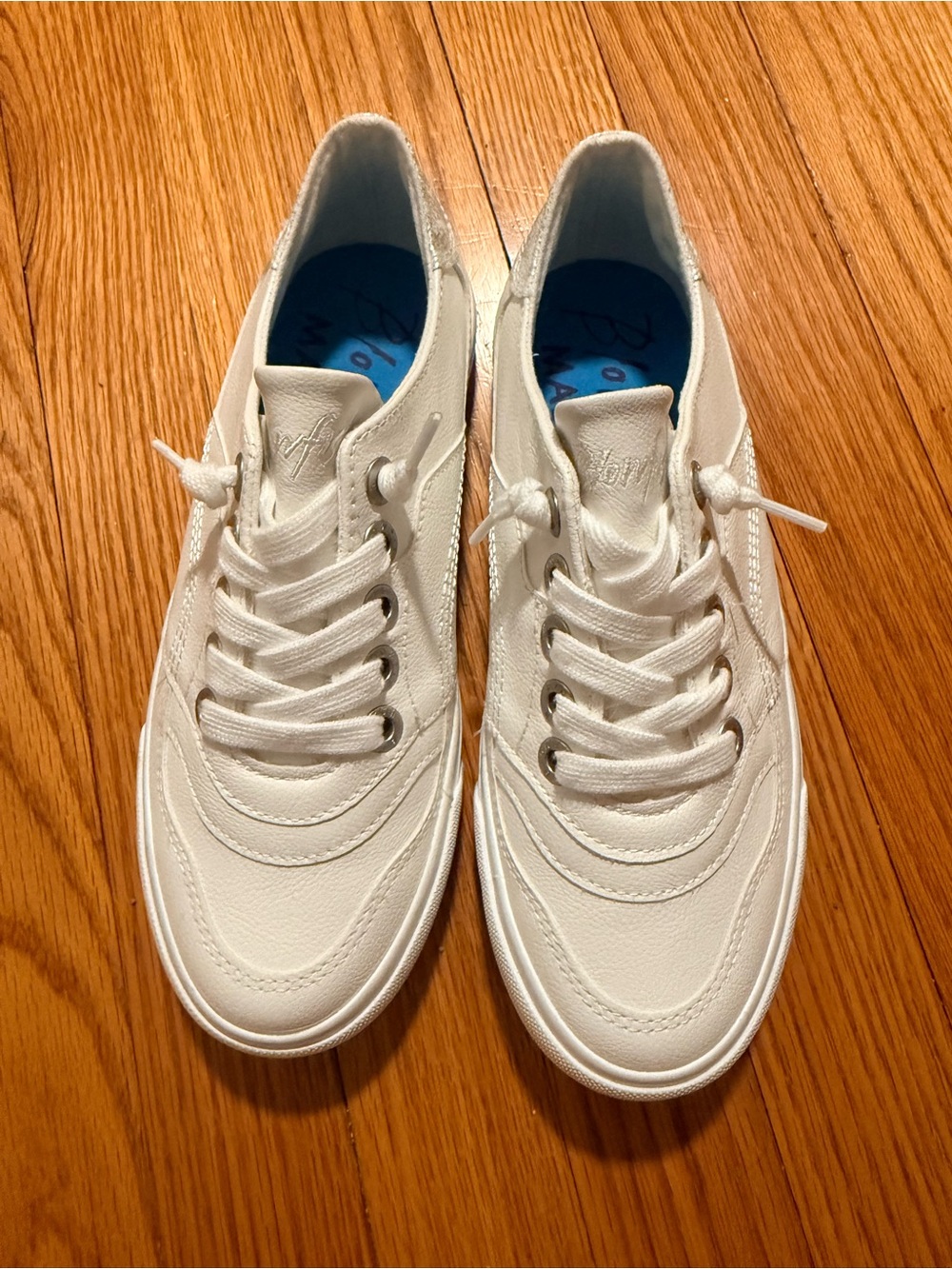 Blowfish White Low-Top Leather Sneakers NWOT